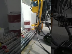 Máquina de construção de edifícios para perfuradores de rocha profunda