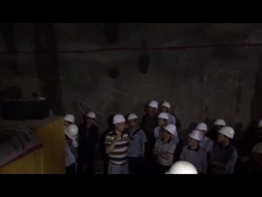 Equipamento de perfuração multifuncional de tipo crawler